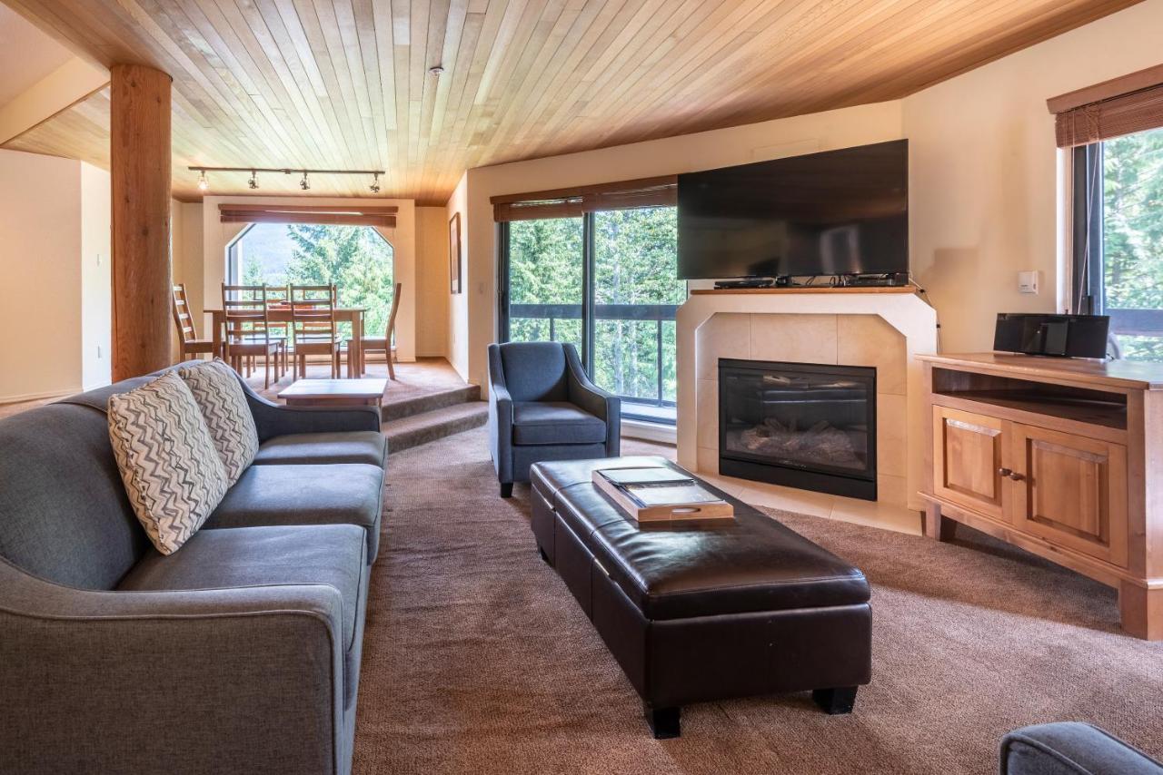 The Ironwood On Blueberry Hill Apartman Whistler Kültér fotó