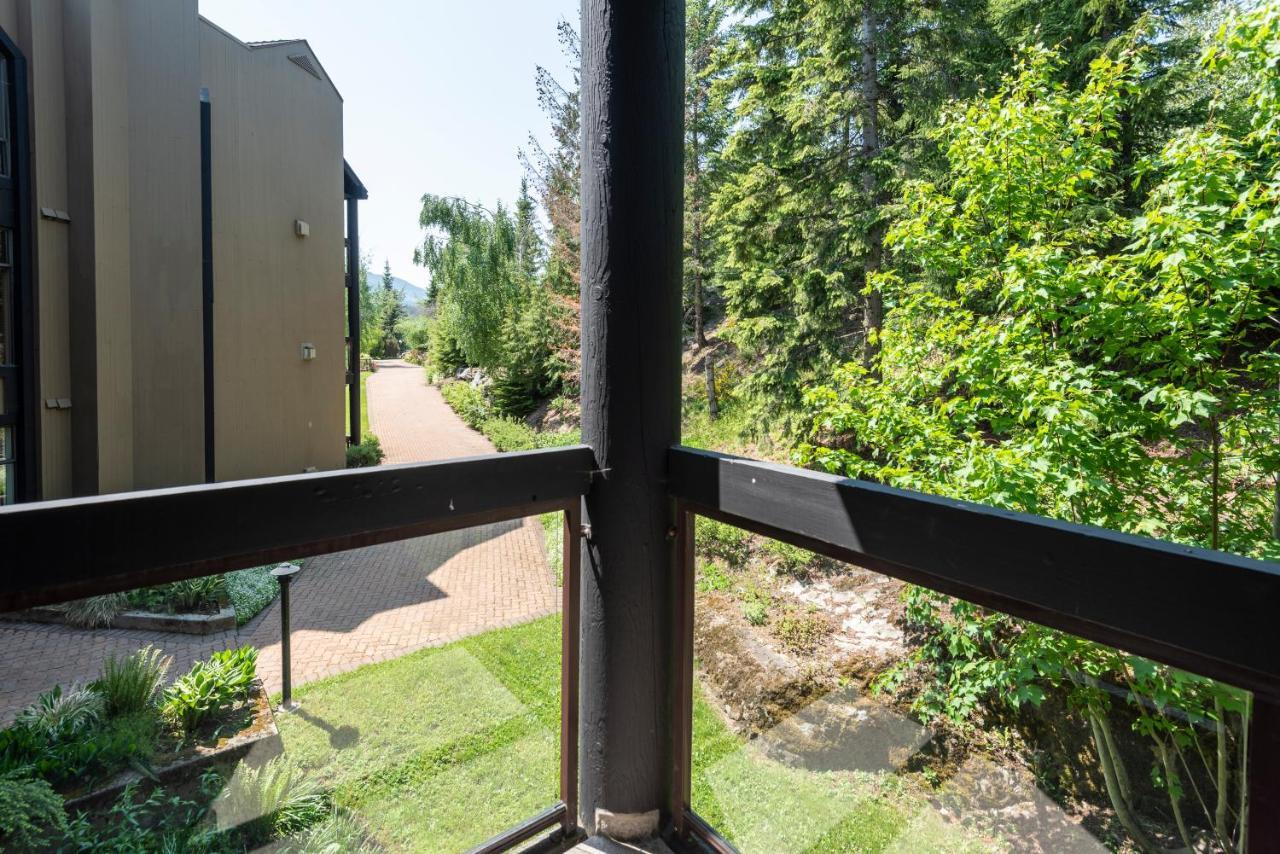 The Ironwood On Blueberry Hill Apartman Whistler Kültér fotó