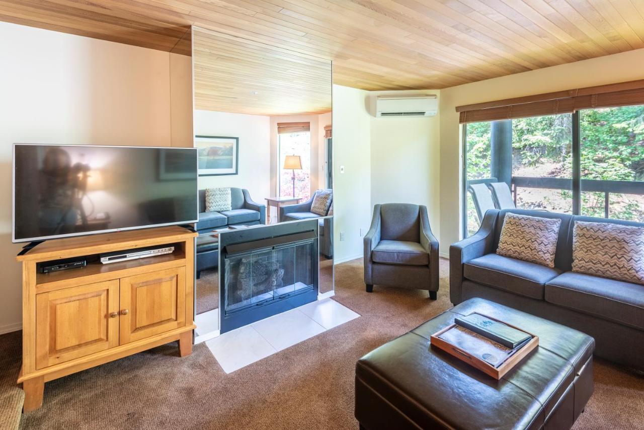 The Ironwood On Blueberry Hill Apartman Whistler Kültér fotó