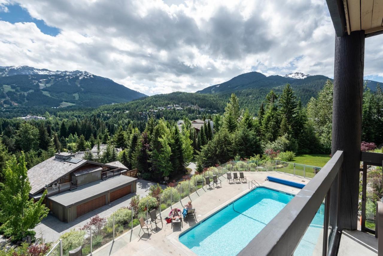 The Ironwood On Blueberry Hill Apartman Whistler Kültér fotó