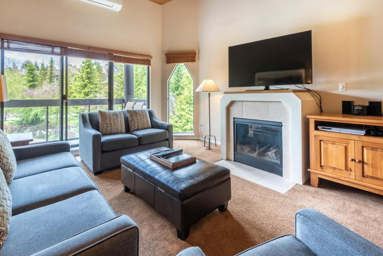 The Ironwood On Blueberry Hill Apartman Whistler Kültér fotó