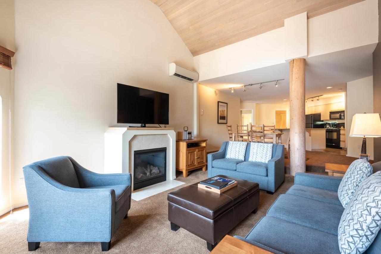 The Ironwood On Blueberry Hill Apartman Whistler Kültér fotó